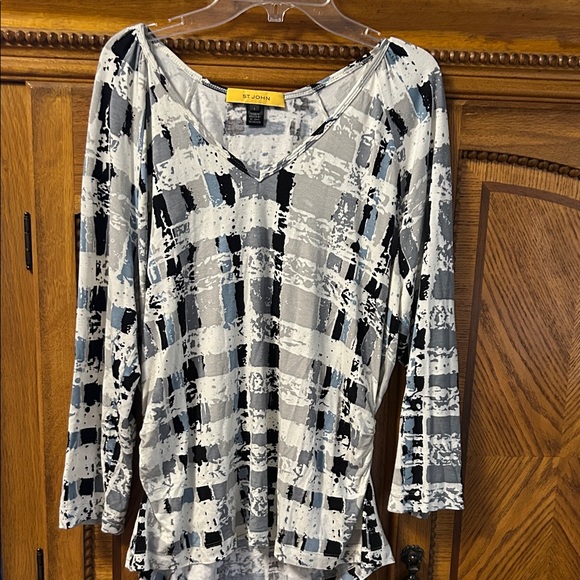 St. John Tops - St. John Women's Black, Gray, and White Abstract Long Sleeve Top Size L EUC